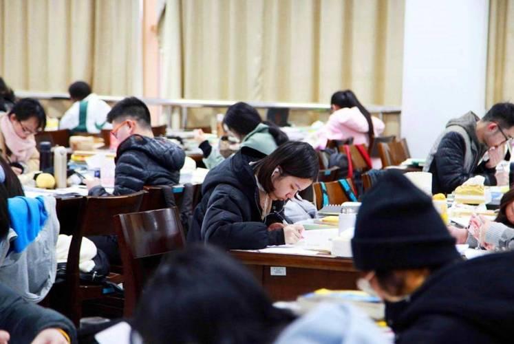 考研最新资讯，时代选择下的奋斗舞台
